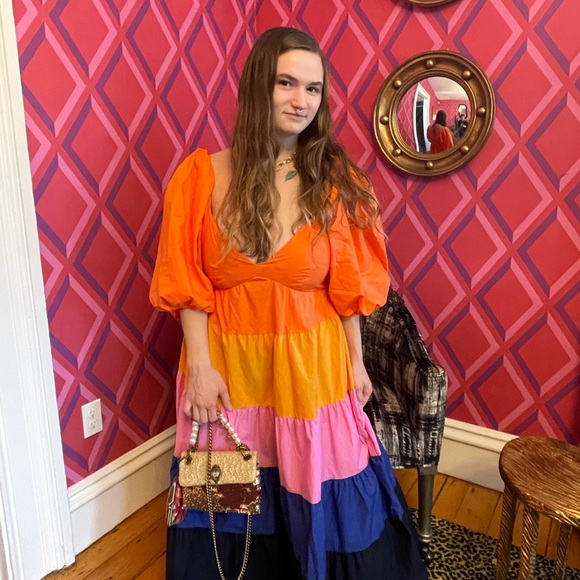 Meet your Posher, Larisa - Picture 4 of 6